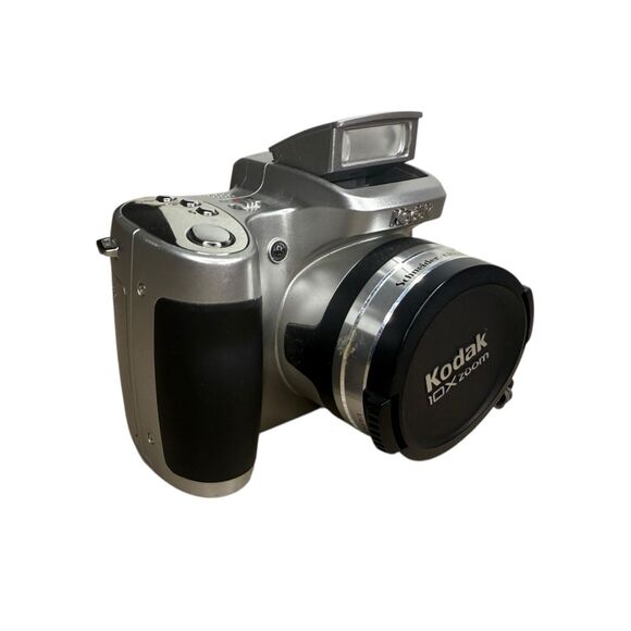Kodak EasyShare Digital Camera Z710 Silver 7.1 MP 10X Zoom with Bag TESTED - Picture 1 of 8